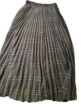 Uniqlo C pleated plaid maxi skirt